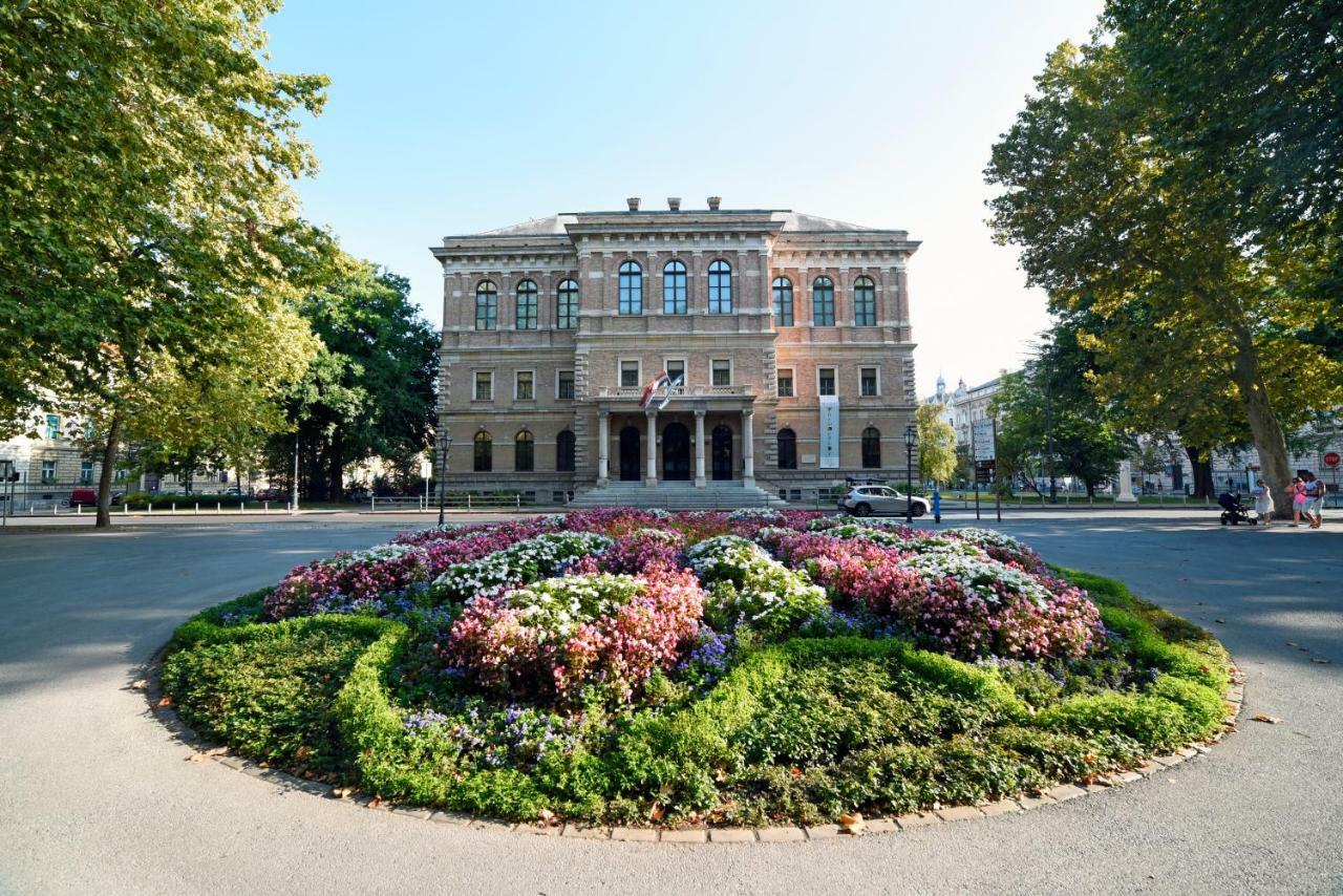 Apartment Central Zagreb Luaran gambar
